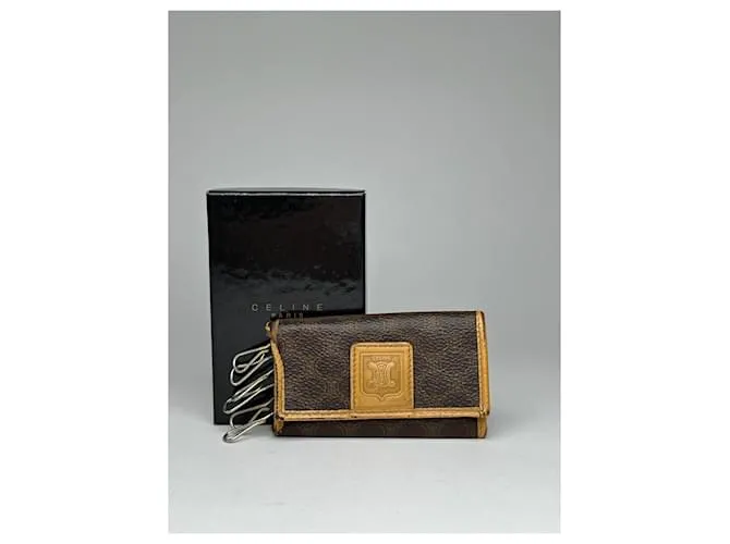 Céline Portachiavi in pelle vintage Celine Paris marrone