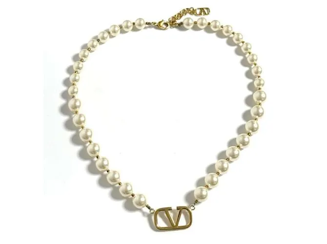 Collana di perle con logo V di Valentino per donne