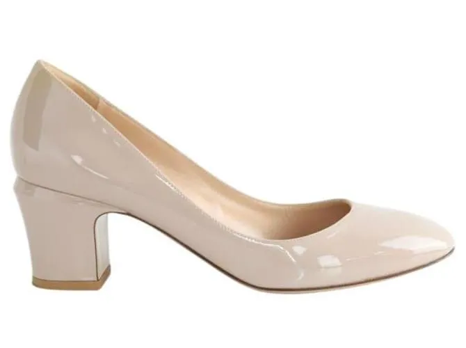 Valentino Tacchi in pelle verniciata beige
