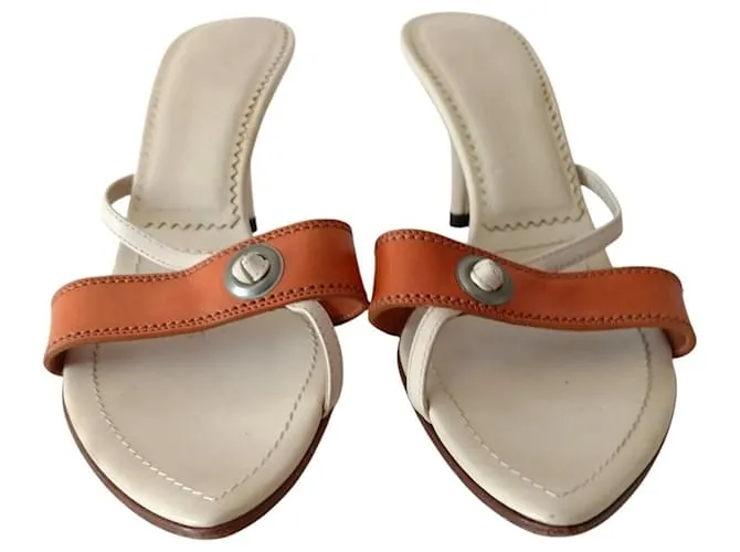 Yves Saint Laurent Sandali Beige