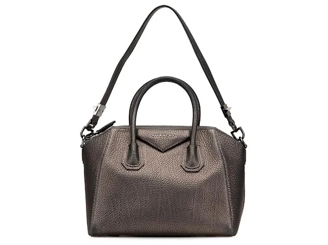 Borsa Antigona in pelle di vitello grana metallica marrone medio di Givenchy Bronzo