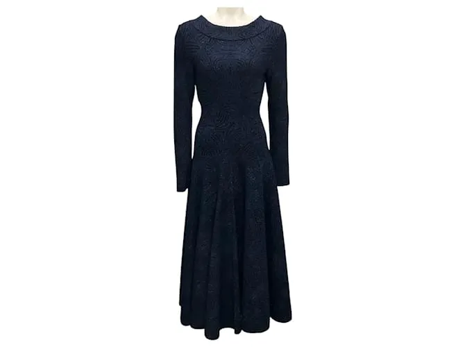 Alaïa Abito midi in maglia svasato a maniche lunghe Alaia Navy / Nero Metallico Blu navy