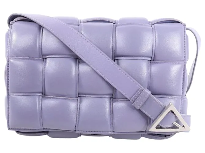 Borsa a spalla Bottega Veneta Padded Cassette Maxi Intrecciato in pelle viola Porpora