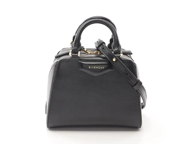 Borsa a mano Givenchy Antigona Cube Nano Nero