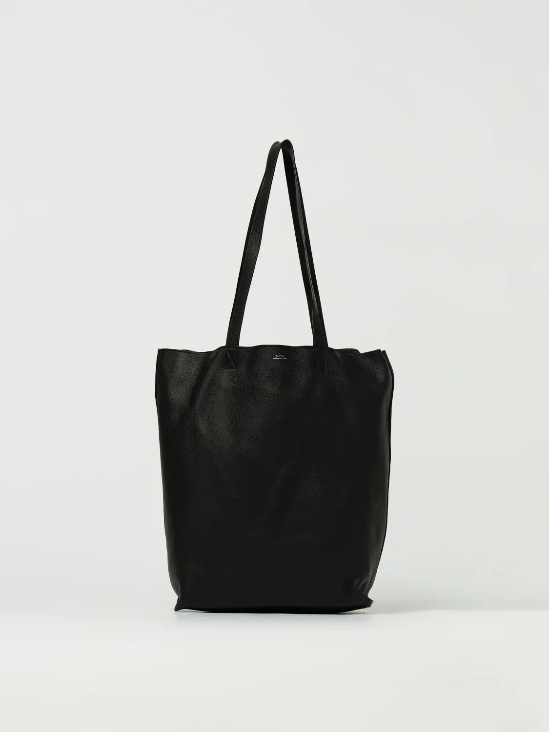 Borsa Maiko A.P.C. in pelle martellata