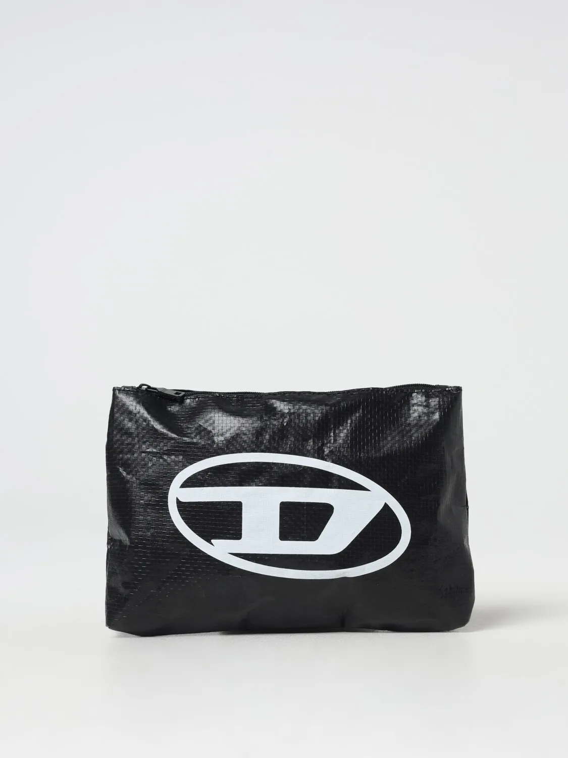 Pochette wrote Oval D Diesel