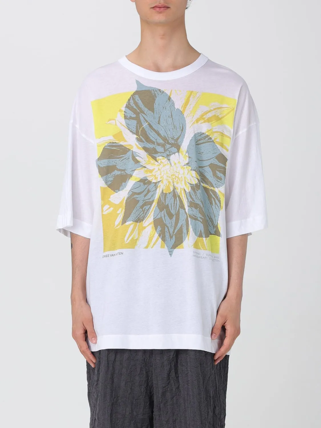 T-shirt Dries Van Noten in cotone con stampa